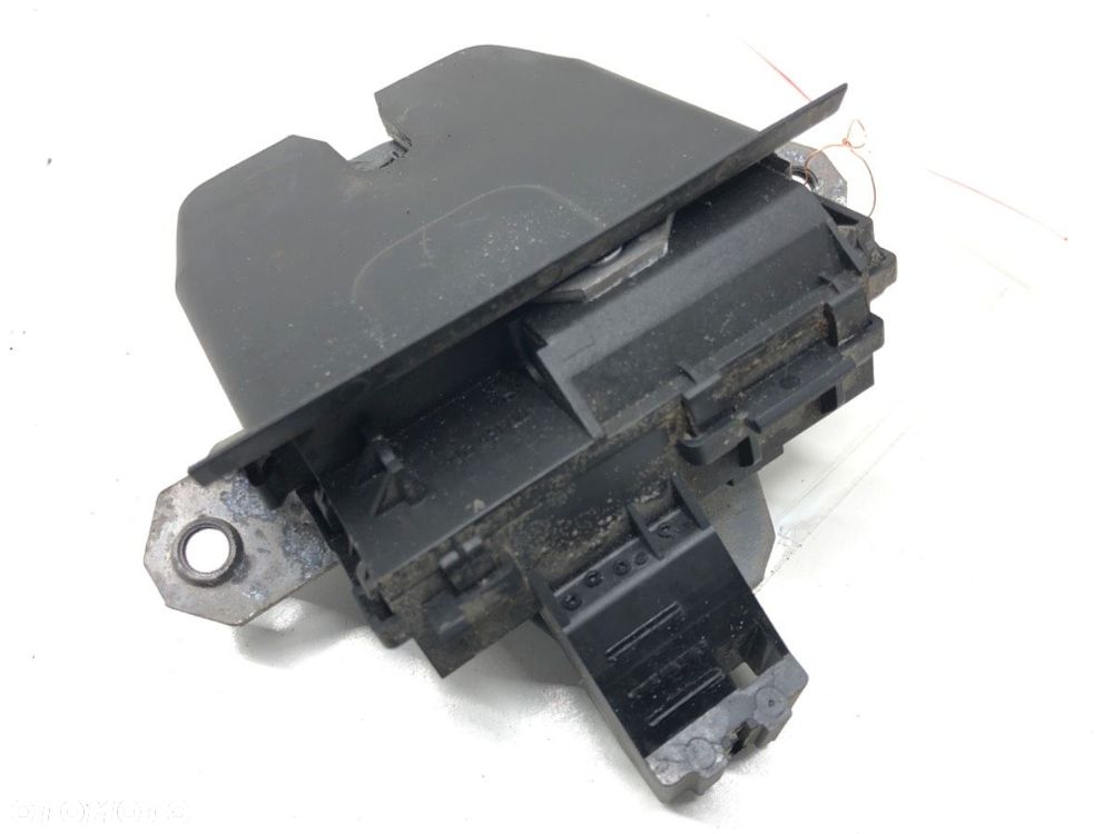 ZAMEK KLAPY TYLNEJ - 49.00 PLN - FORD FOCUS III 2010 - 2022 1.5 TDCi 70 kW [95 KM] olej napędowy - 4