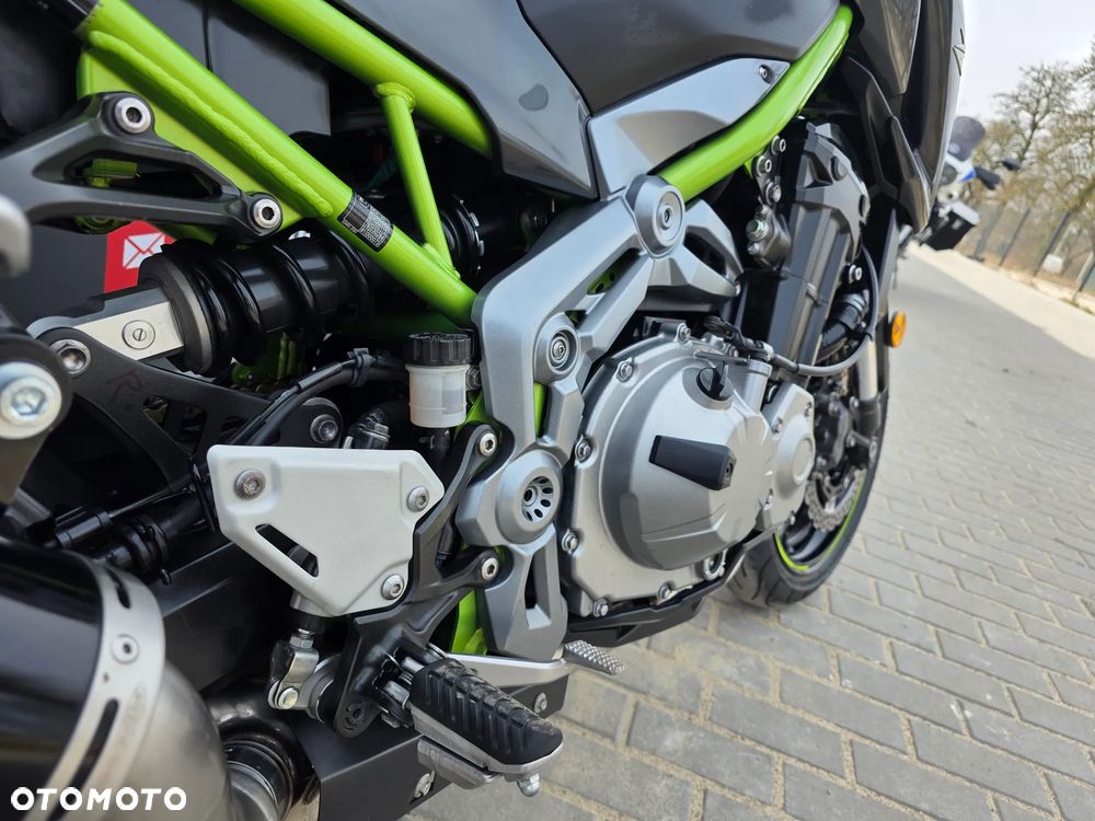 Kawasaki Z 900 - 18
