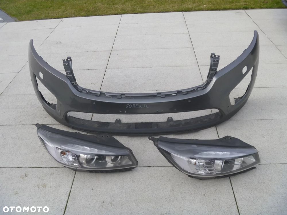 KIA SORENTO III XENON LED PRAWY IGŁA 92102-C5100 - 2