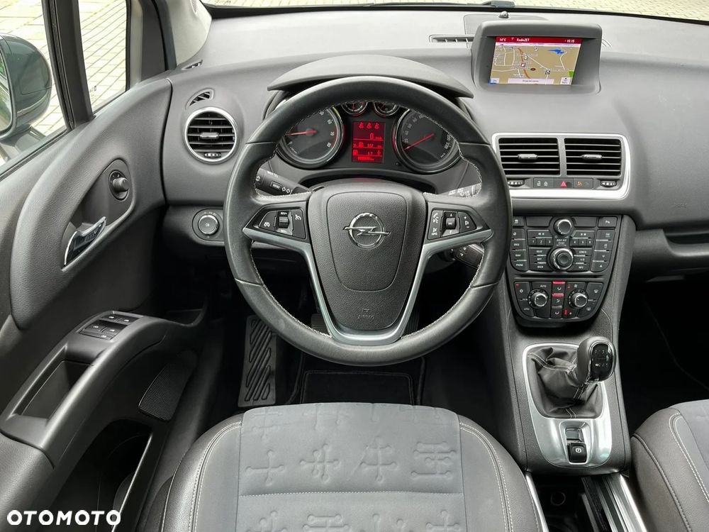 Opel Meriva 1.4 T Cosmo - 14