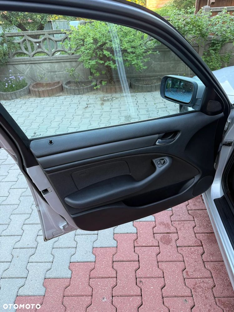 BMW Seria 3 - 14