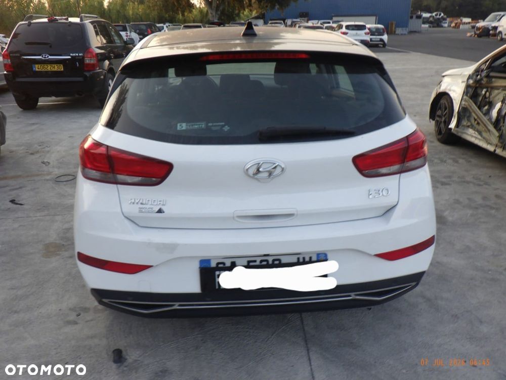 Hyundai i30 1.6 D Premium - 5
