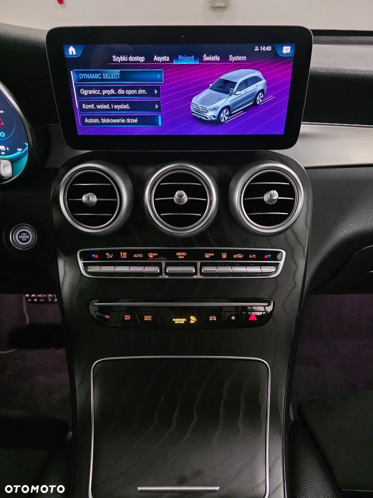 Mercedes-Benz GLC 300 de 4Matic 9G-TRONIC AMG Line Plus - 11