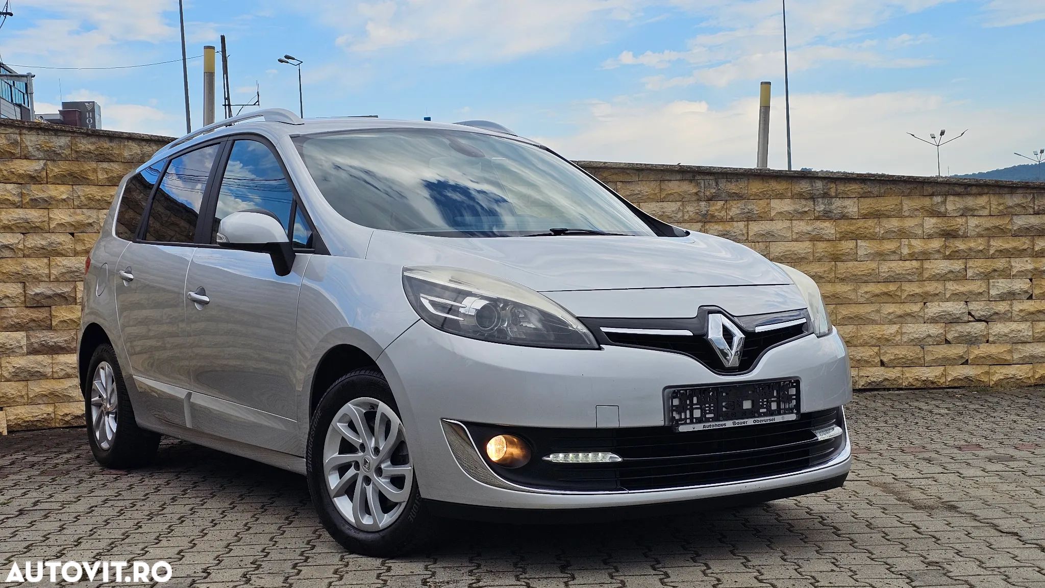 Renault Scenic ENERGY TCe 115 Dynamique - 1