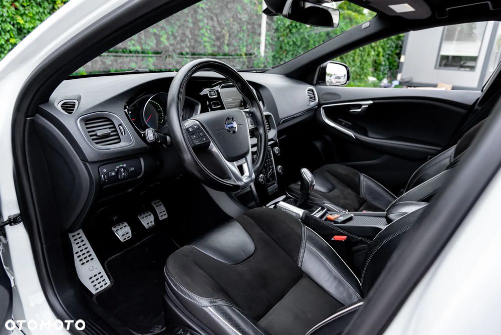 Volvo V40 - 20