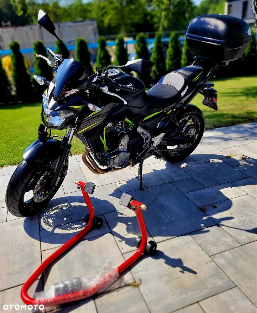 Kawasaki Z 650 - 4