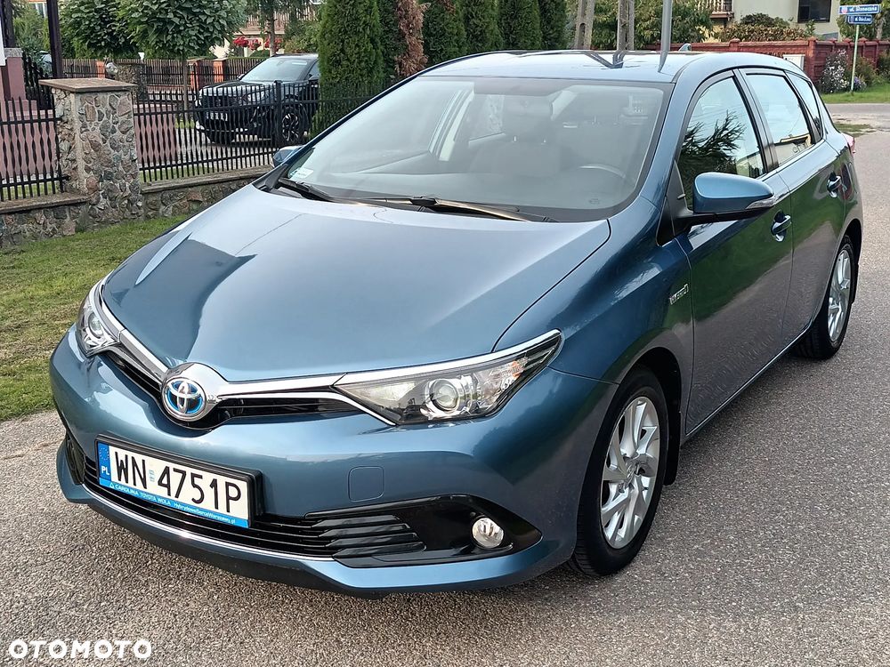 Toyota Auris Hybrid 135 Premium - 3