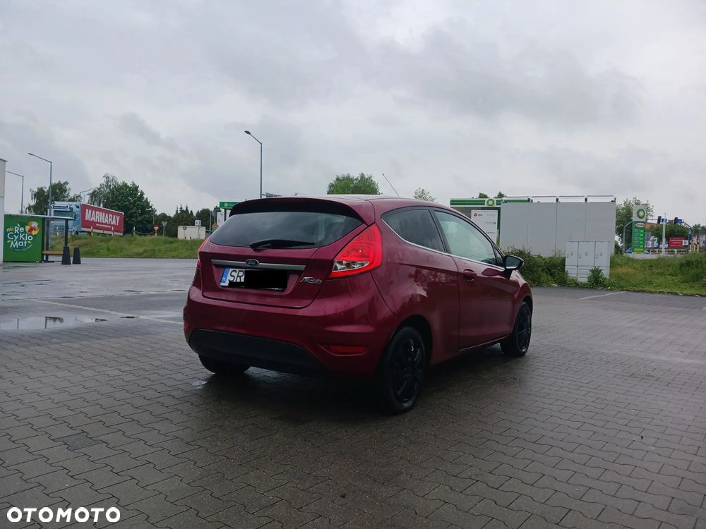 Ford Fiesta 1.25 Titanium EU5 - 4
