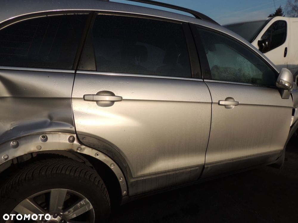 Drzwi prawy tył Chevrolet Captiva 2,0 V-CDI - 1
