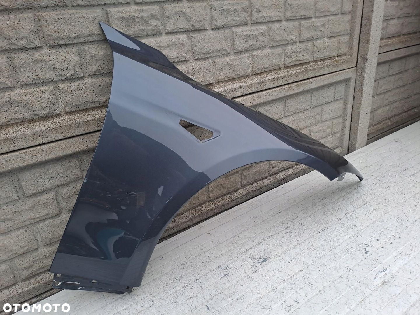 TESLA MODEL S PLAID BŁOTNIK PRAWY PRZEDNI - 3