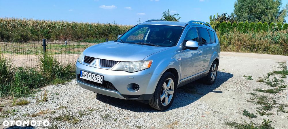 Mitsubishi Outlander 2.2 DID Instyle - 3