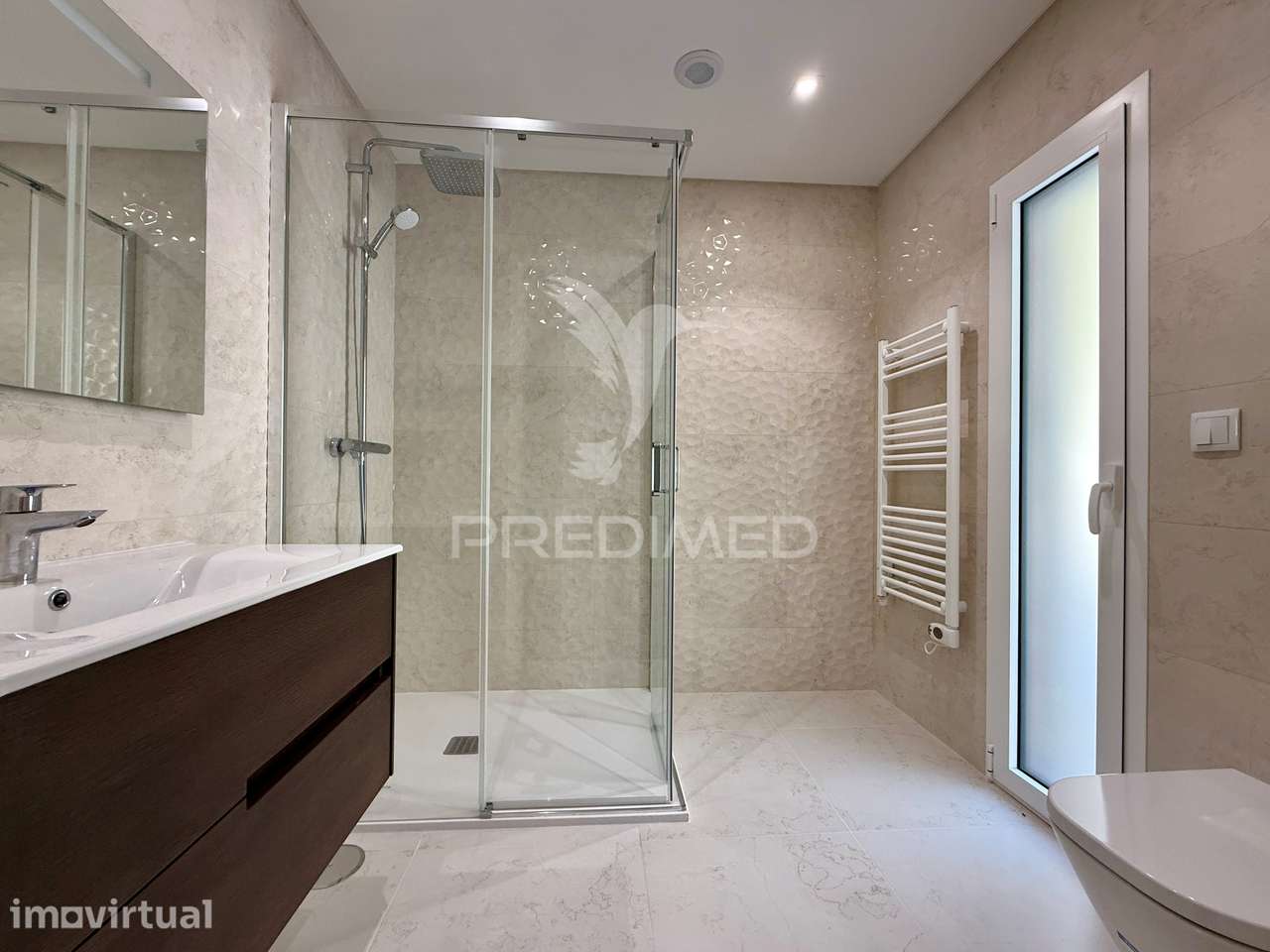 Apartamento T4 - Premium em condomínio privado no Centro de Leiria - Grande imagem: 4/27