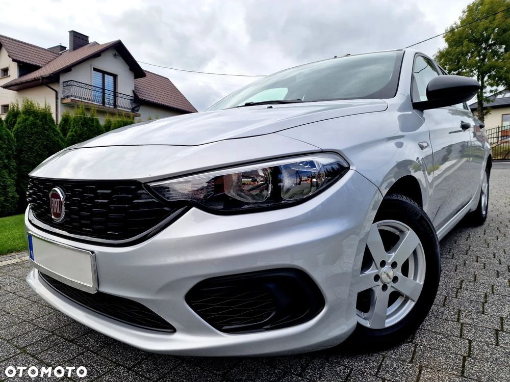 Fiat Tipo 1.4 16v Easy EU6d - 9