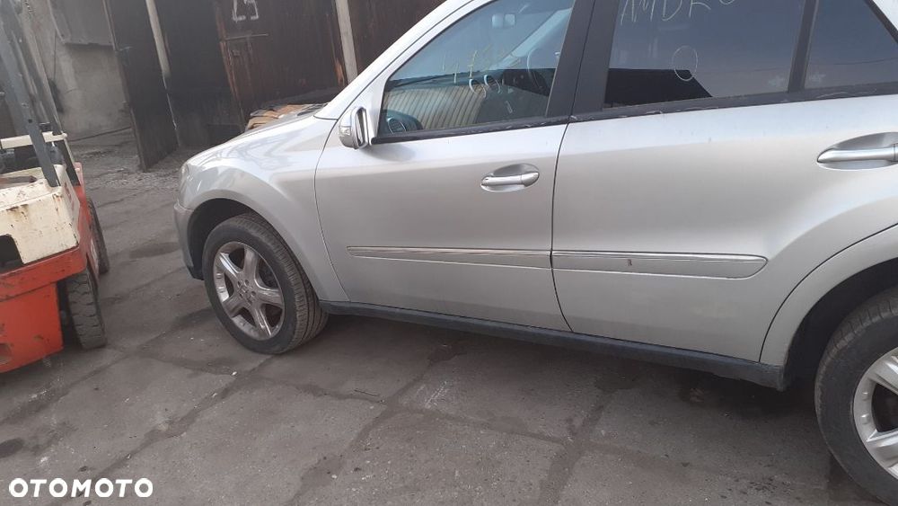 Drzwi Mercedes ML W164 - 2