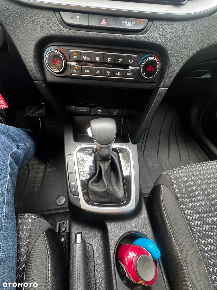 Kia Ceed - 20