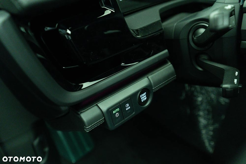 Porsche Panamera 4 E-Hybrid PHEV - 27