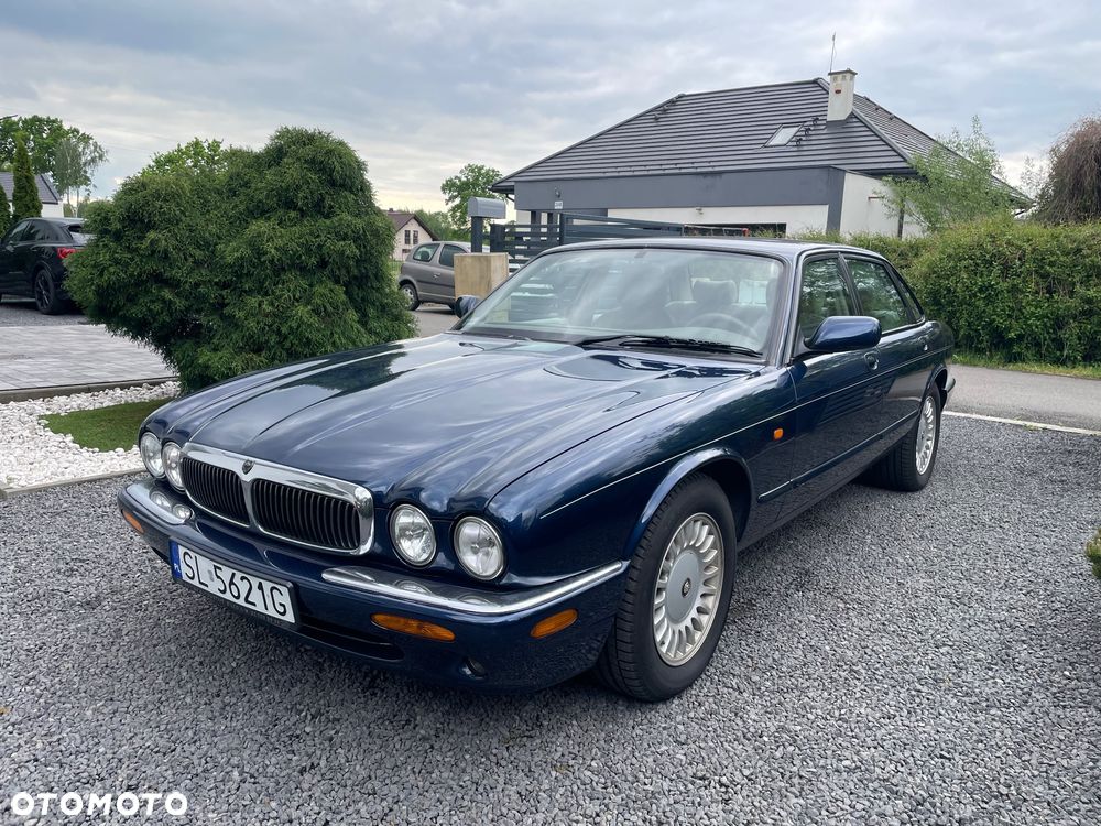 Jaguar XJ 3.2 Executive - 1