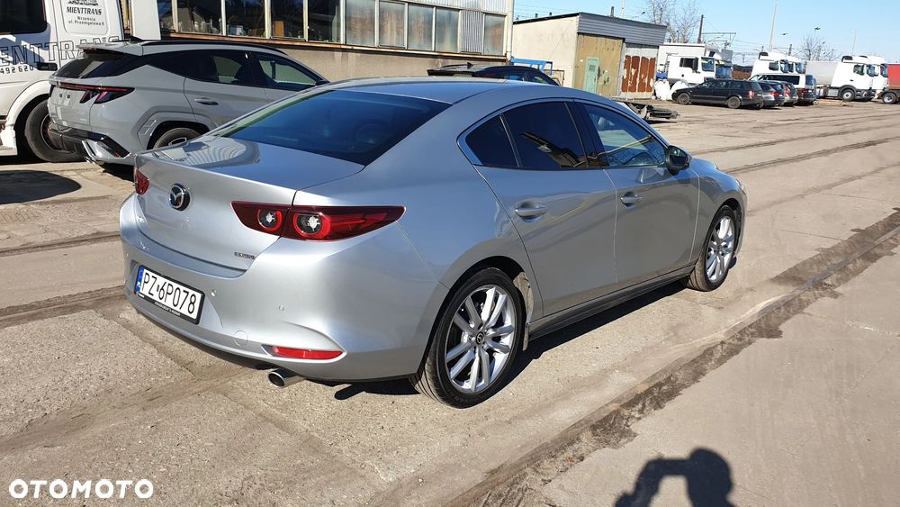 Mazda 3 2.0 mHEV Exclusive Line - 9