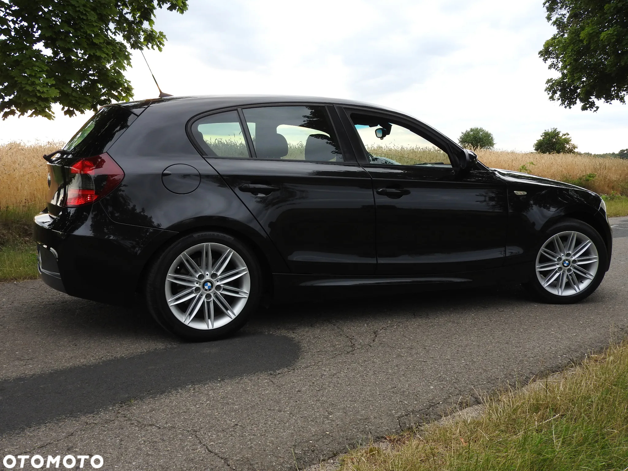 BMW Seria 1 120i - 14