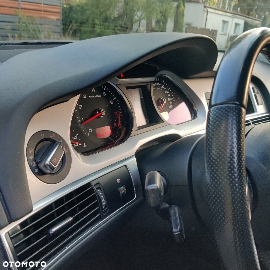Audi A6 Avant 2.0 TFSI multitronic - 23