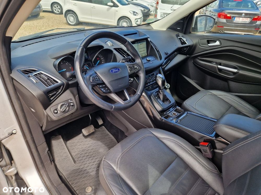 Ford Kuga 2.0 TDCi 4x4 Titanium - 6