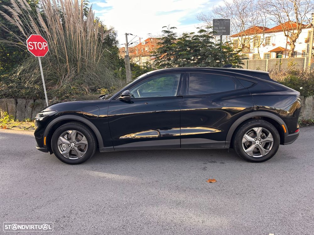 Ford Mustang Mach-E Alargada - 4