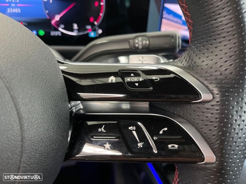 Mercedes-Benz GLB 180 d AMG Line - 25