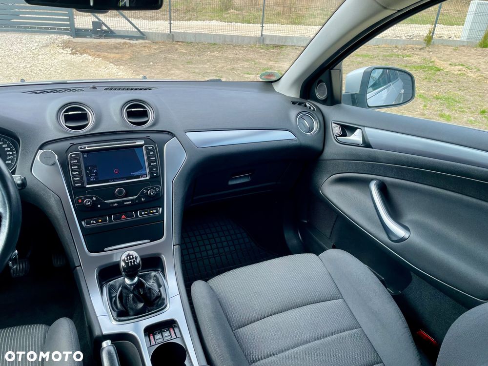 Ford Mondeo 2.0 TDCi Titanium S - 19