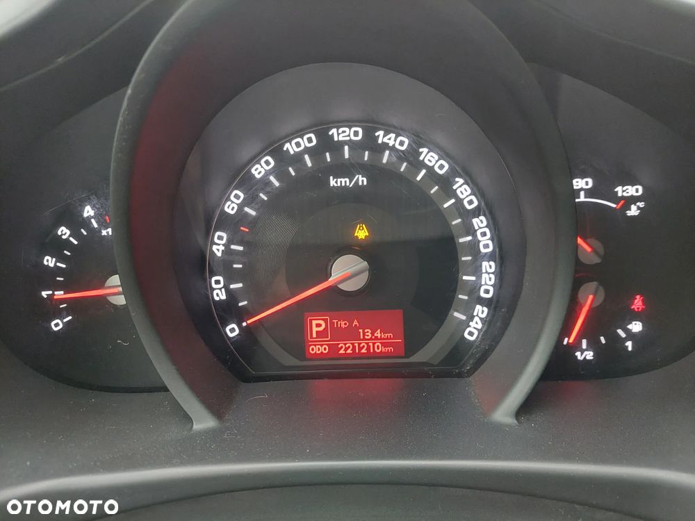 Kia Sportage 2.0 CRDI 4WD Automatik Fifa World Cup Edition - 27