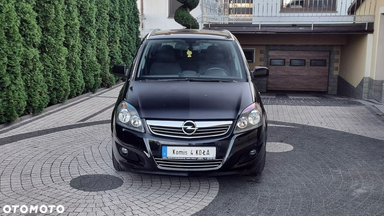 Opel Zafira - 9