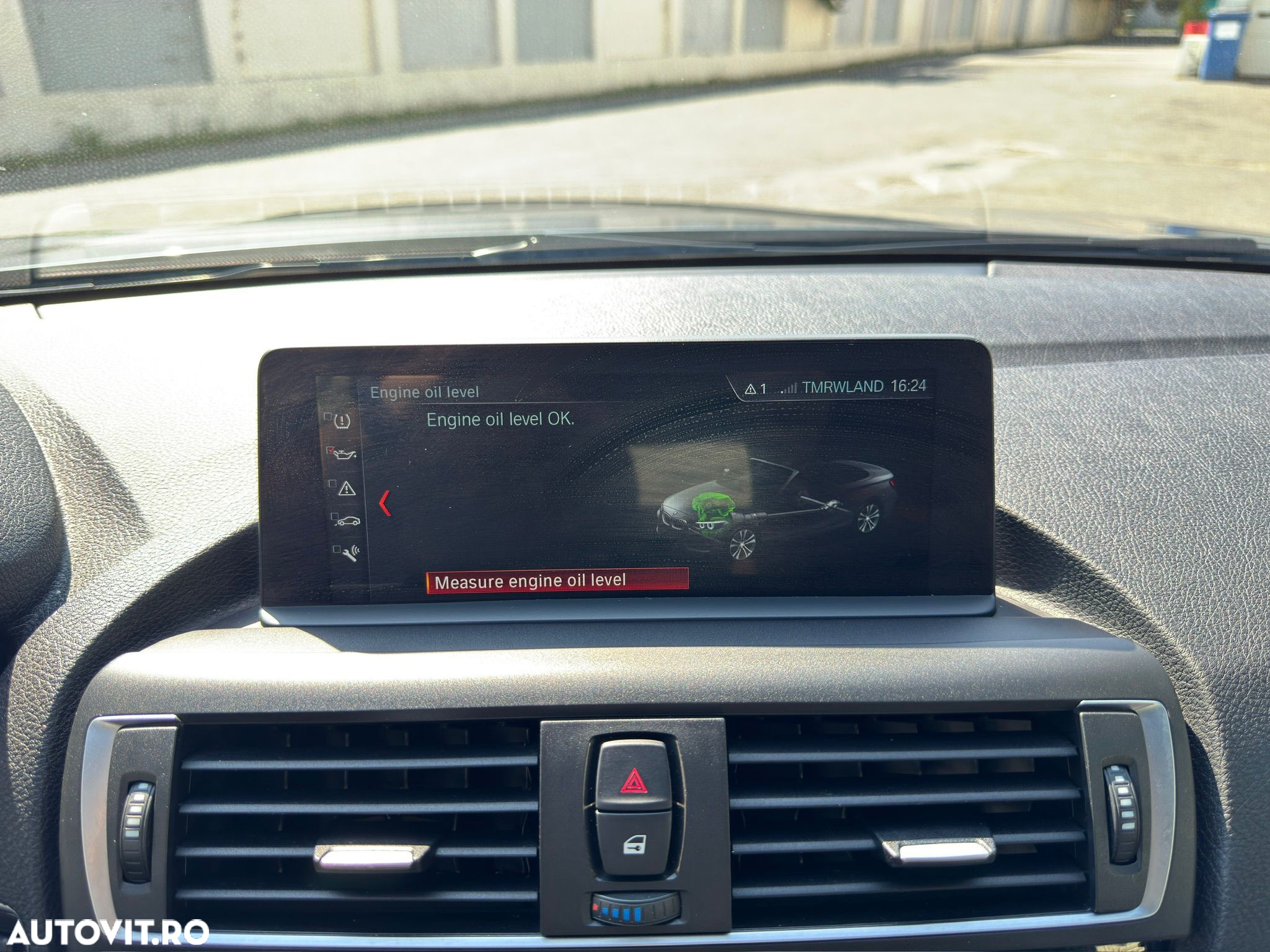 BMW Seria 2 220d Cabrio Aut. Luxury Line - 36