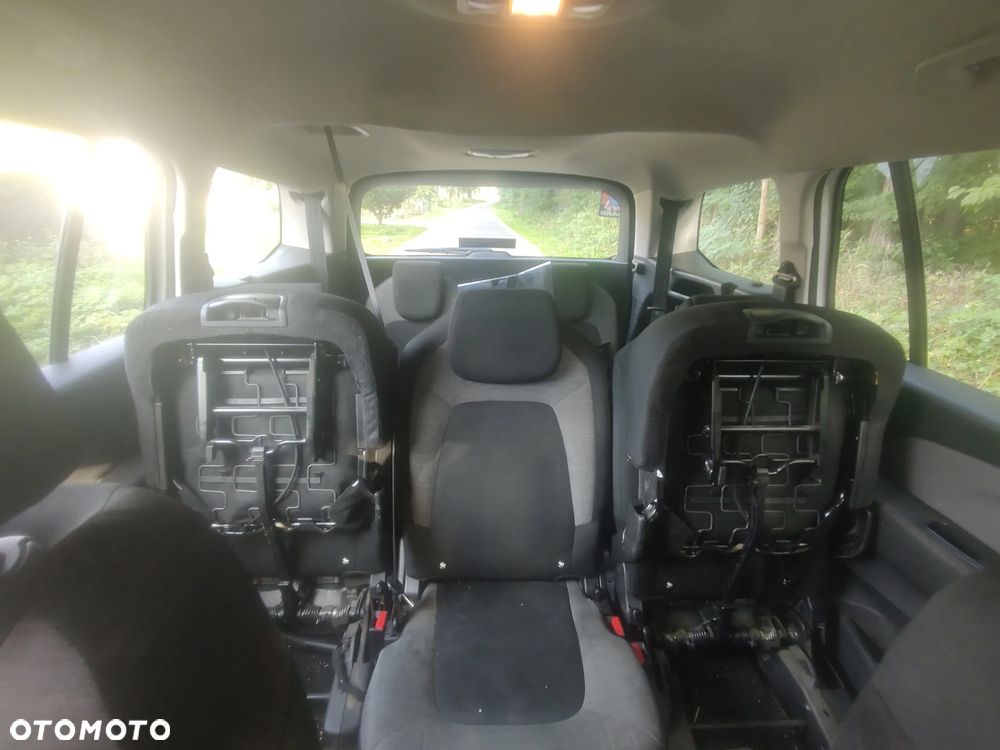 Citroën C4 SpaceTourer - 21