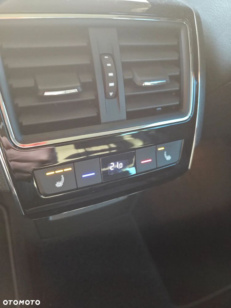 Skoda Superb 2.0 TSI Style DSG - 11