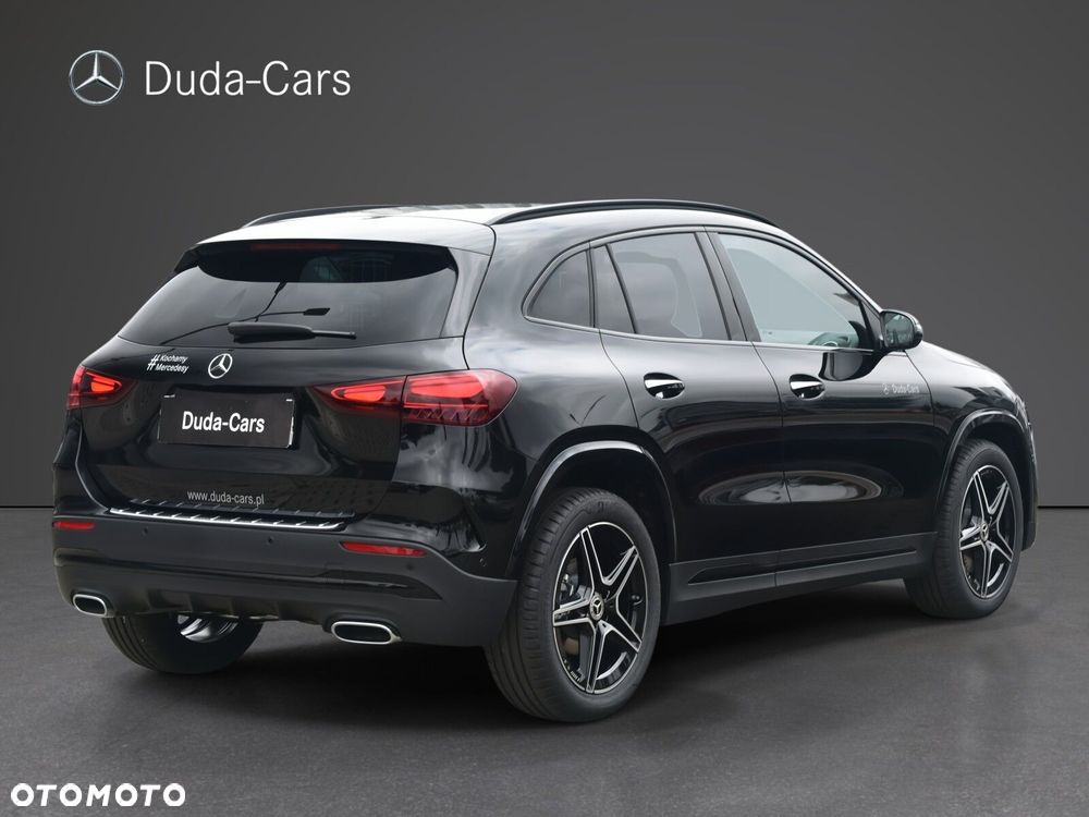 Mercedes-Benz GLA 200 d AMG Line 8G-DCT - 3
