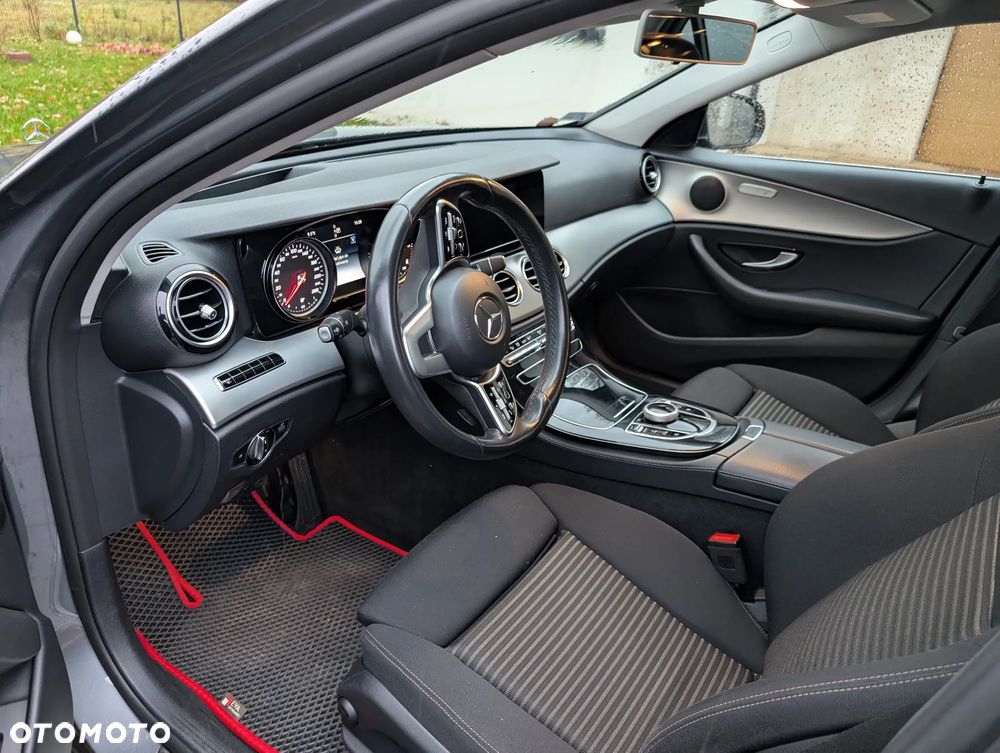 Mercedes-Benz Klasa E 220 d Business Edition 9G-TRONIC - 7