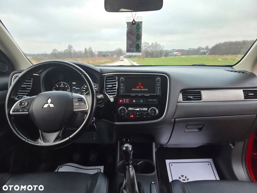 Mitsubishi Outlander 2.2 DI-D 4WD Top - 15