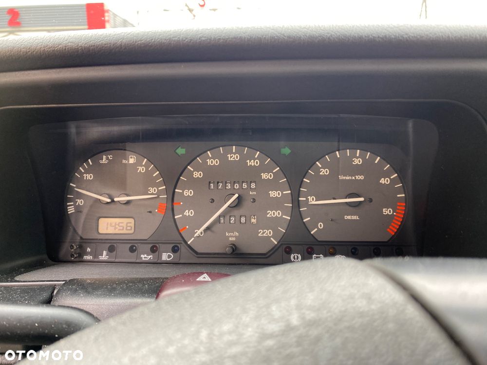 Volkswagen Passat 1.9 TDI GL - 8