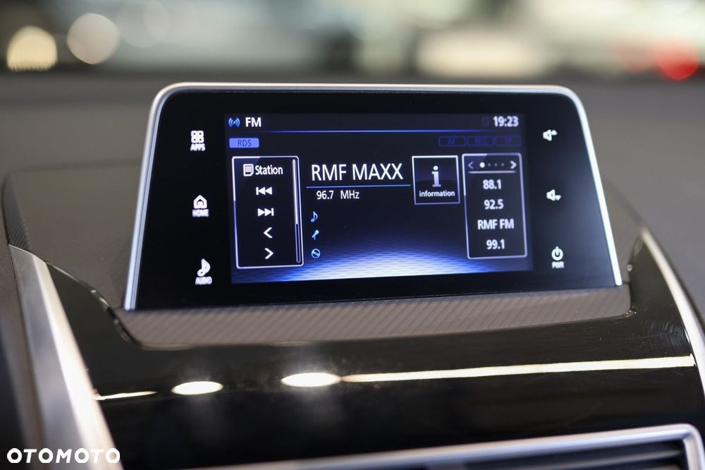 Mitsubishi Eclipse Cross - 21