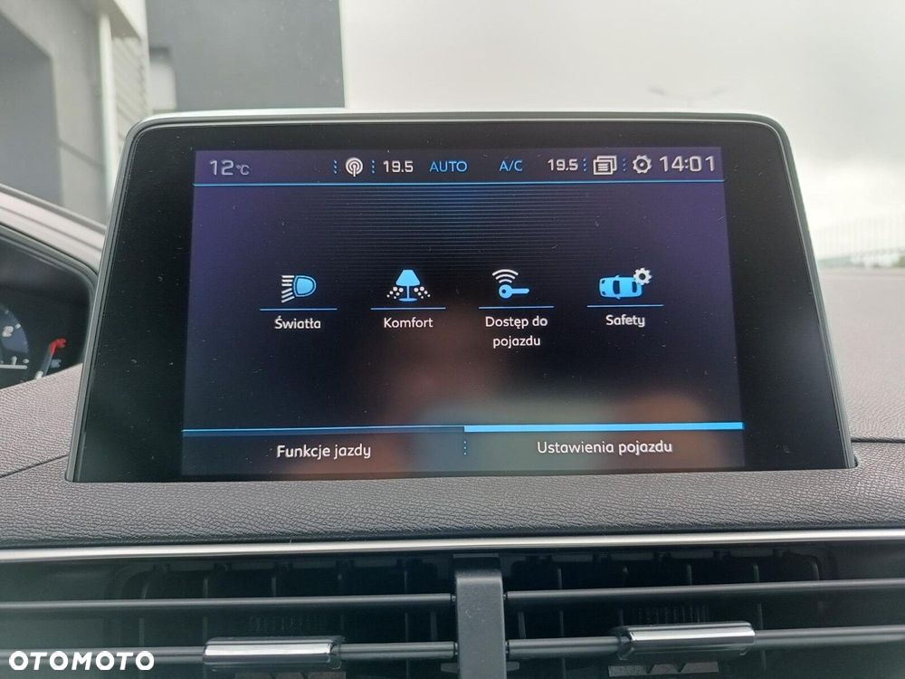 Peugeot 3008 1.2 PureTech Allure S&S - 31
