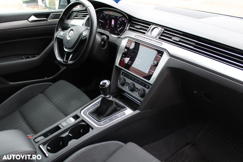 Volkswagen Passat Alltrack 2.0 TDI 4Motion - 15