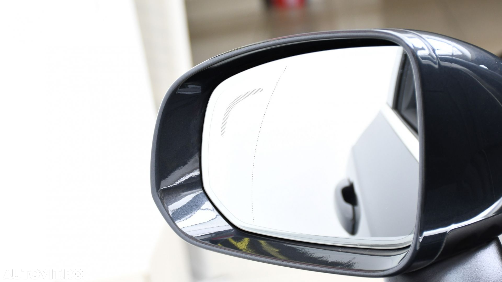 Volvo XC 90 T8 eAWD Momentum Pro - 24
