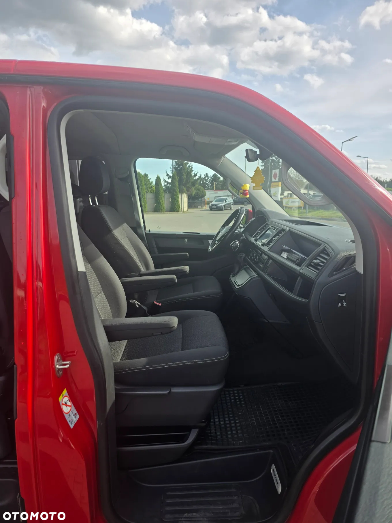 Volkswagen Multivan - 6