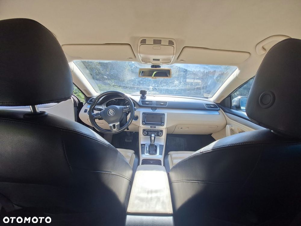 Volkswagen Passat - 23