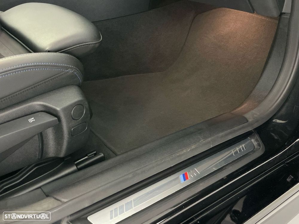 BMW i4 eDrive40 Desportiva M - 20