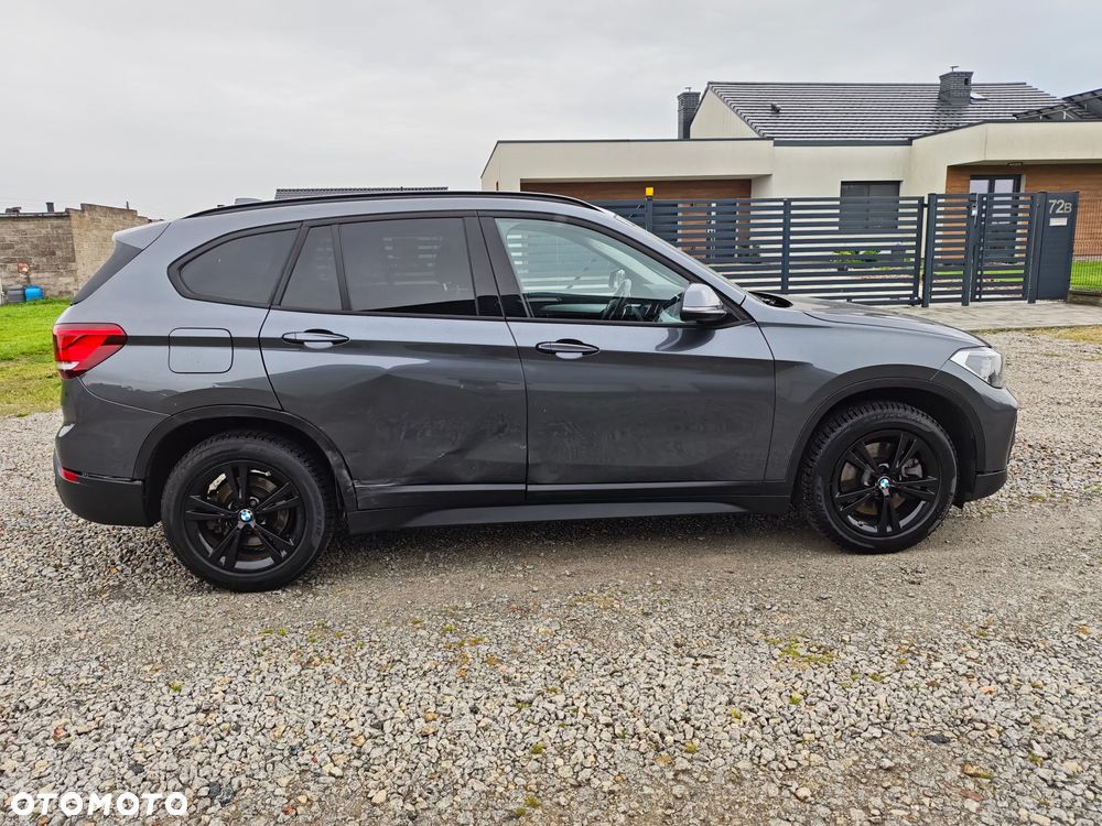 BMW X1 sDrive20i Advantage - 6