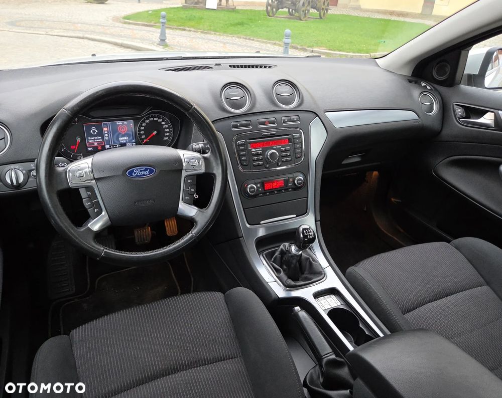 Ford Mondeo 2.0 TDCi Titanium - 5