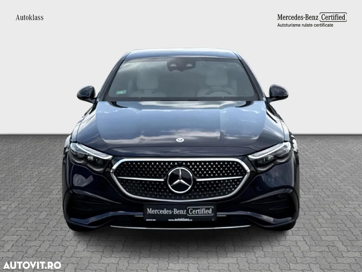 Mercedes-Benz E - 8