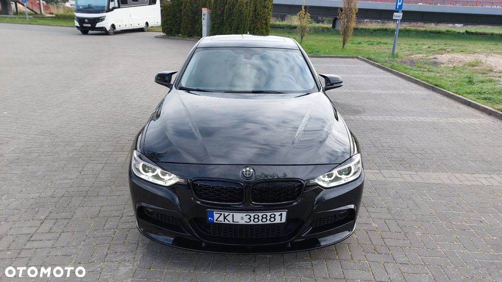 BMW Seria 3 328i xDrive Sport-Aut Luxury Line - 5