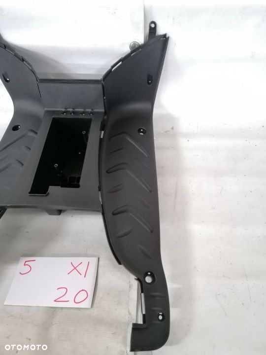 KYMCO SUPER 8 owiewka podest podłoga kokpit - 3