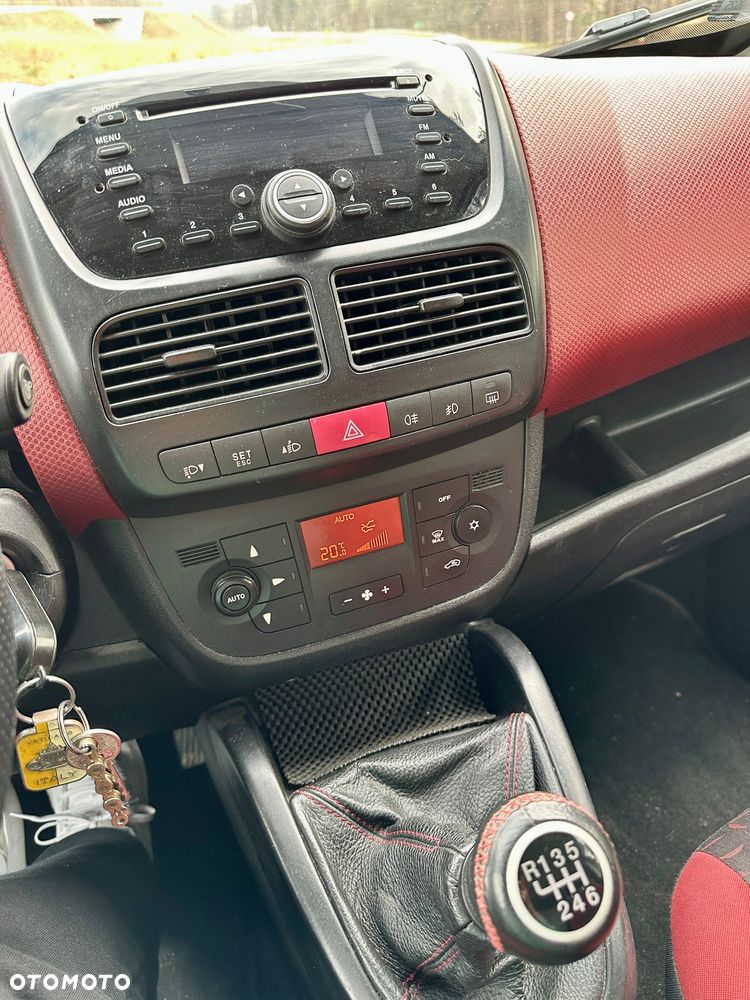 Fiat Doblo - 16